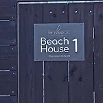 The Island Life House 1 Holiday home *
