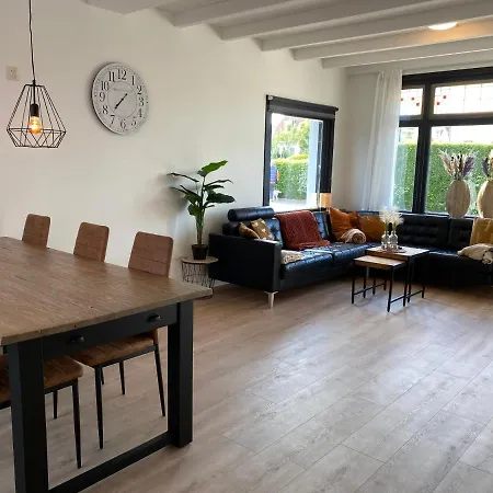 The Island Life House 1 Дом отдыха