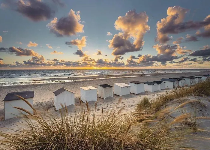 The Island Life House 1 בית נופש *