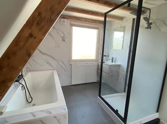 The Island Life House 1 *